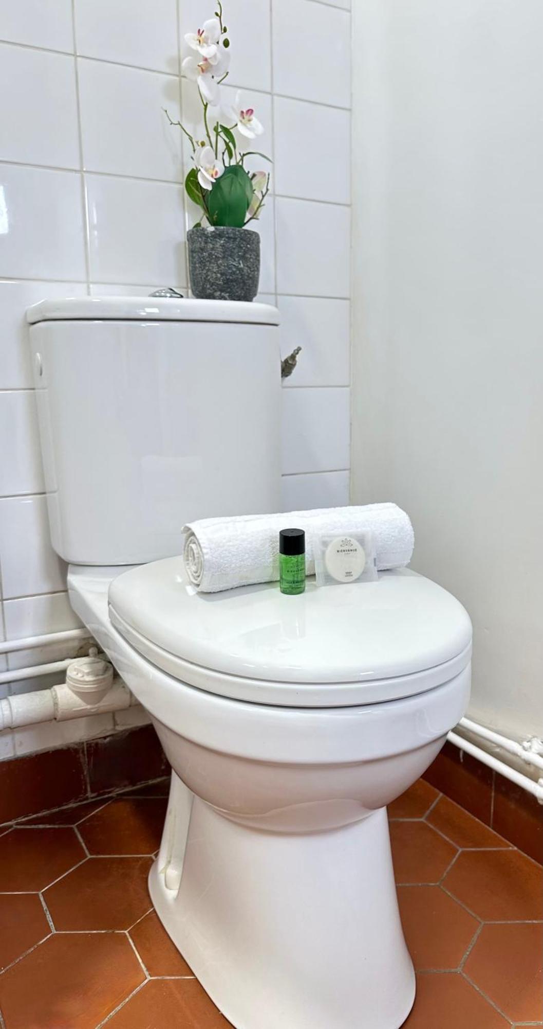 דירות פריז Welcoming & Cosy Flat Near Republique מראה חיצוני תמונה