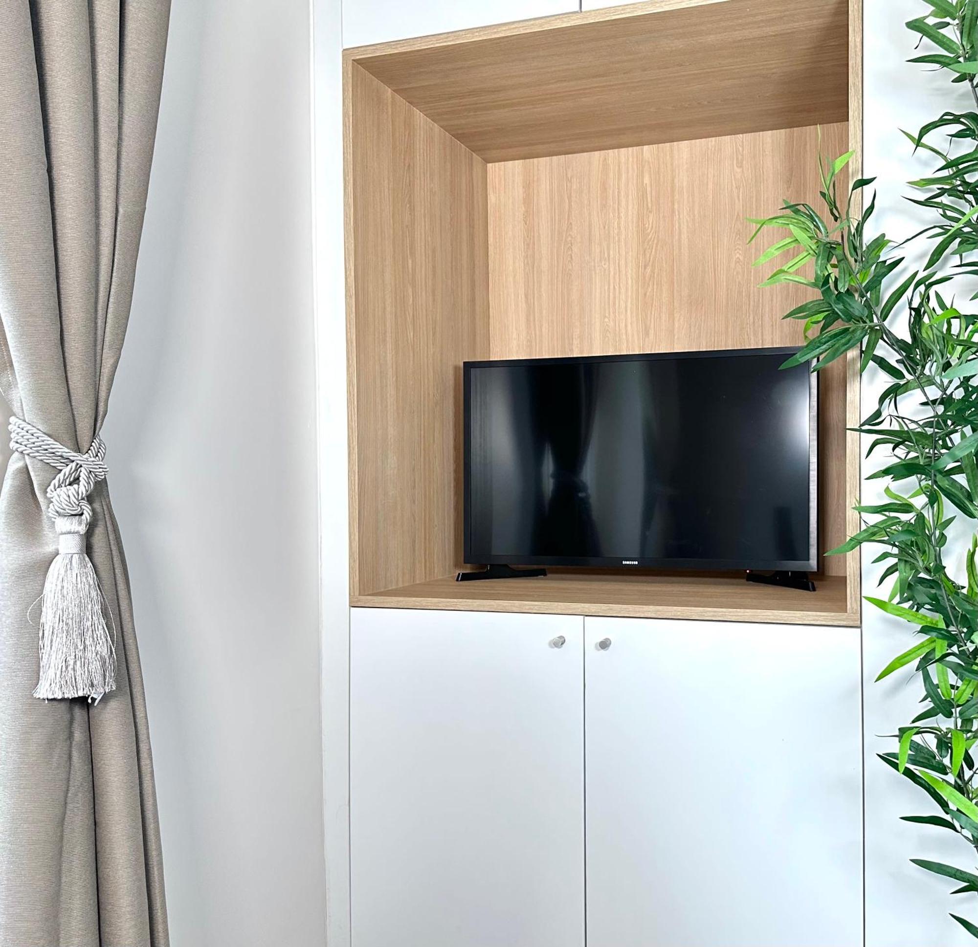 דירות פריז Welcoming & Cosy Flat Near Republique מראה חיצוני תמונה