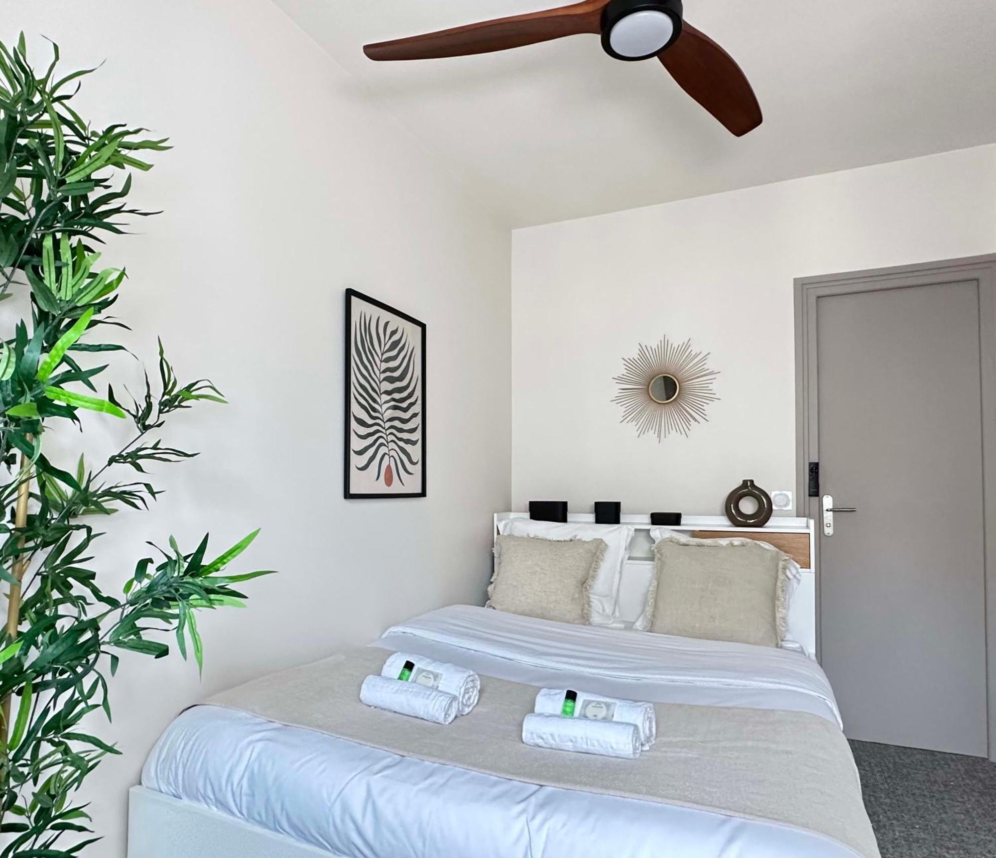 דירות פריז Welcoming & Cosy Flat Near Republique מראה חיצוני תמונה